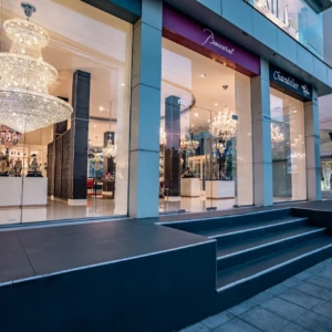 ผู้นำเข้าโคมไฟคริสตัล โคมไฟระย้า แชนเดอเลียร์ และของแต่งบ้านหรูจากยุโรป
ศูนย์รวมโคมไฟคริสตัล โคมไฟระย้า และสินค้าตกแต่งบ้านหลากหลายสไตล์ กว่า 800 รายการ พร้อมบริการให้คำปรึกษาการเลือกโคมไฟสำหรับบ้าน โรงแรม และโครงการพิเศษ ใจกลางสุขุมวิท ทองหล่อ 29 เดินทางสะดวก พร้อมที่จอดรถ ผู้นำเข้าโคมไฟคริสตัล โคมไฟระย้า แชนเดอเลียร์ และของแต่งบ้านหรูจากยุโรป ศูนย์รวมโคมไฟคริสตัล โคมไฟระย้า และสินค้าตกแต่งบ้านหลากหลายสไตล์ กว่า 800 รายการ พร้อมบริการให้คำปรึกษาการเลือกโคมไฟสำหรับบ้าน โรงแรม และโครงการพิเศษ ใจกลางสุขุมวิท ทองหล่อ 29 เดินทางสะดวก พร้อมที่จอดรถ